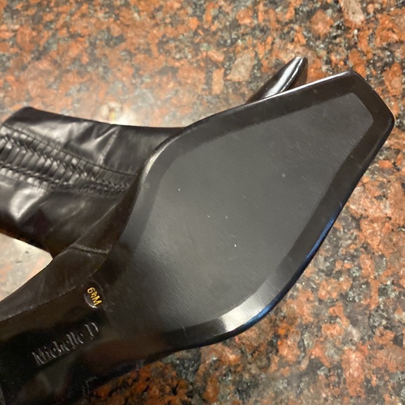 3 Pair of Michelle D Boots - Picture 9 of 10